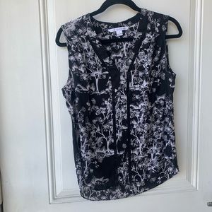 DIane Von Furstenburg Goldie print silk blouse szM